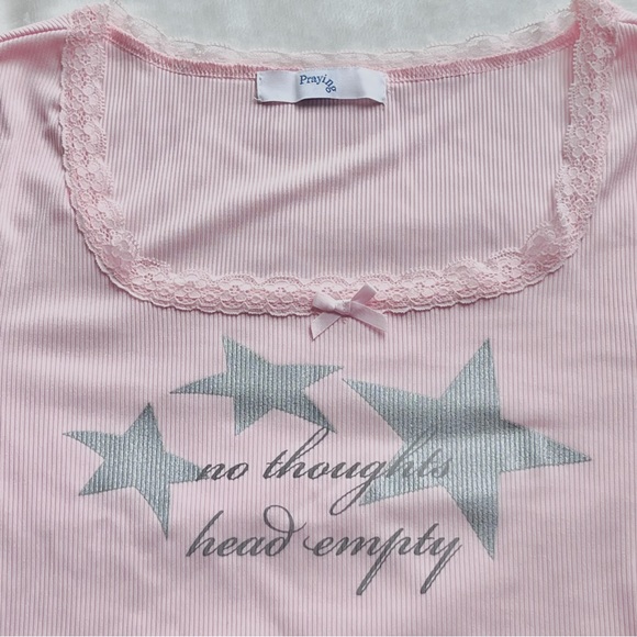 prayingg no thoughts .. head empty long sleeve 🎀 - Picture 3 of 4